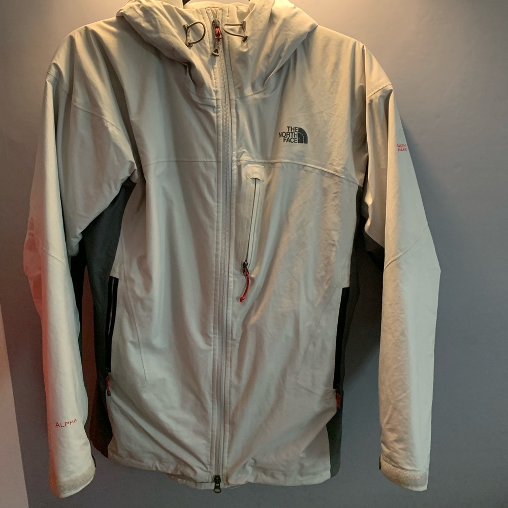 North Face Summit Series ski/snowboard jacket